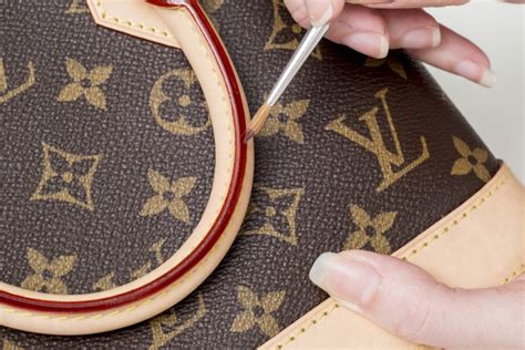 how to take care of louis vuitton canvas|Louis Vuitton handbag care.